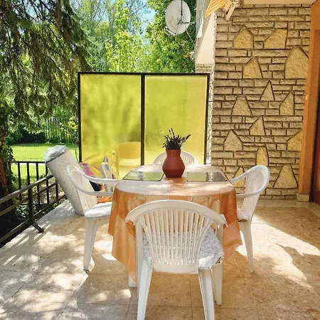 Dori - Siofok, Aranypart Holiday home *