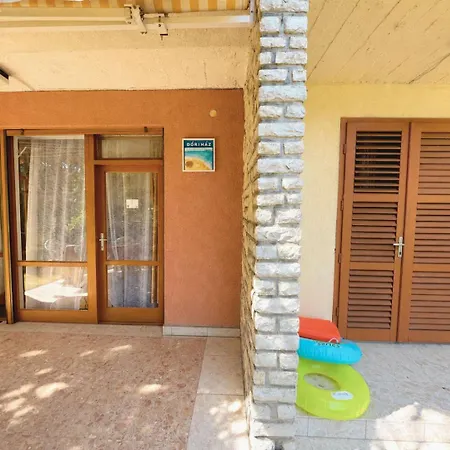 Holiday home Dori - Siofok, Aranypart *